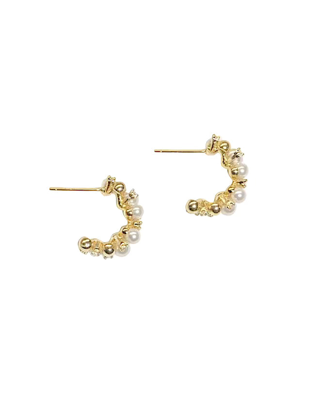 Classic diamante pearl C hoop in Gold #02002
