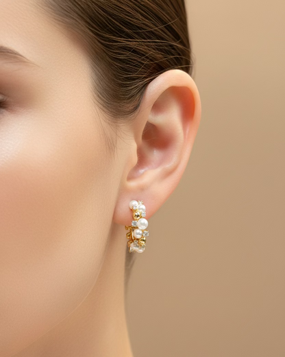 Classic diamante pearl C hoop in Gold #02002