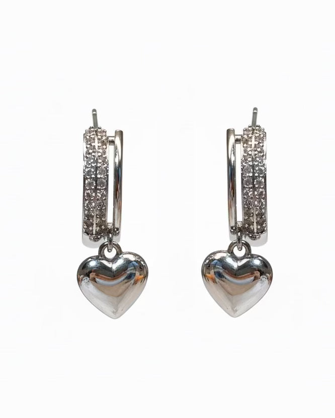 Diamante C hoop with heart in Silver #02012