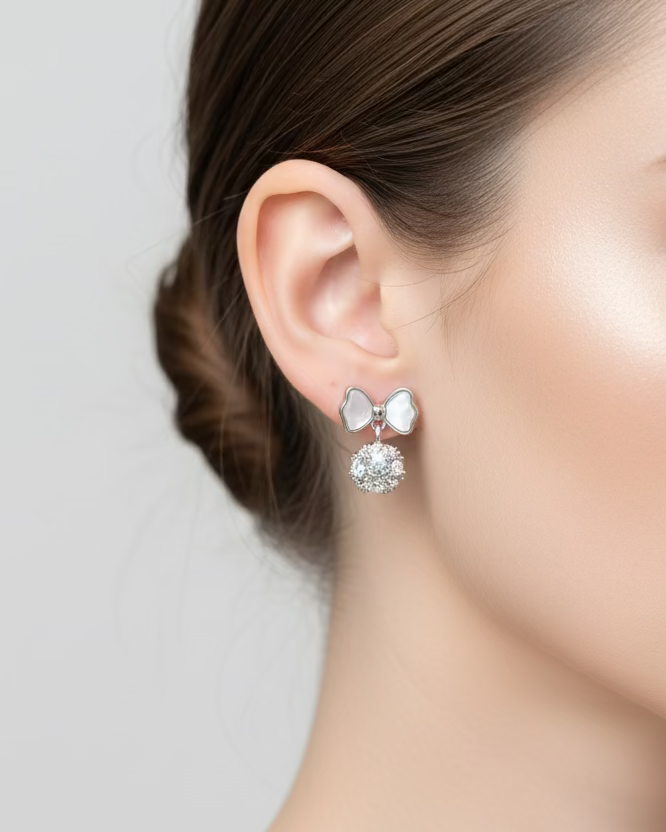 MOP bow with diamante tictactoe dangle #04973