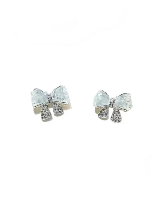 Blue crystal 3D bow studs #04377