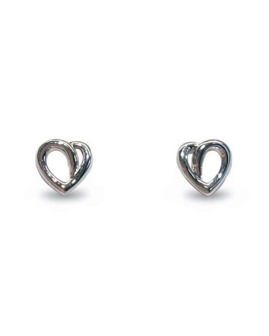 Simple heart studs in Silver #04613