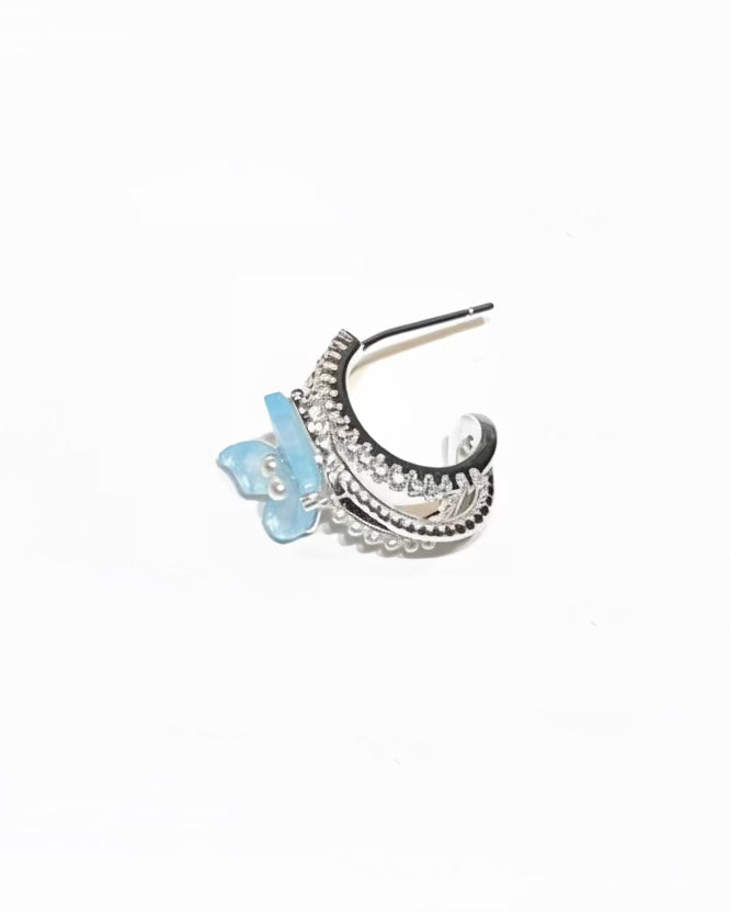 Acrylic butterfly mini pearl C hoop in Blue #04792