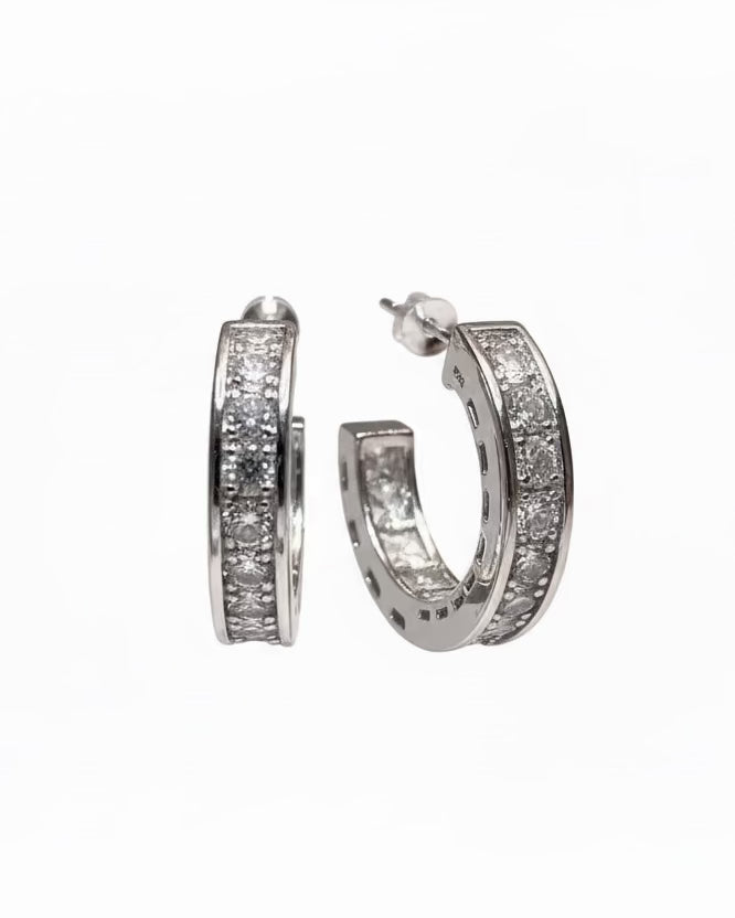 Zirconia C hoop in silver #04334